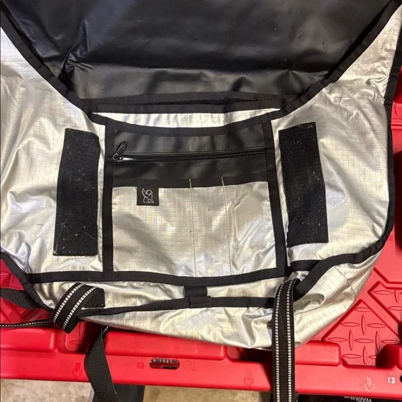 Black and Silver chrome Messenger Bag - Picture 2 of 5